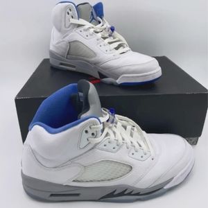 Jordons size 5 and a half